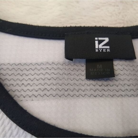 IZ Byer size med dressy tank top - Picture 3 of 4